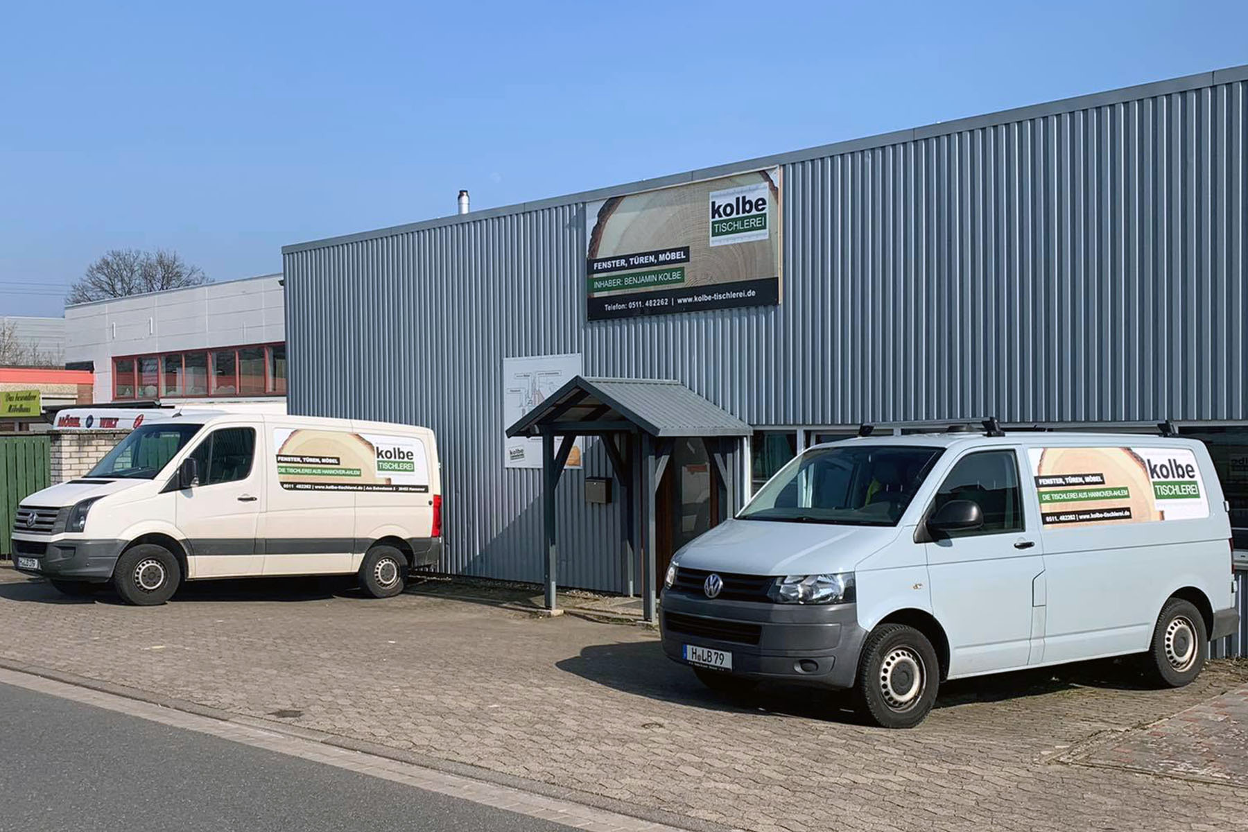 Werkstatt und Fuhrpark der Tischlerei Kolbe in Hannover-Ahlem